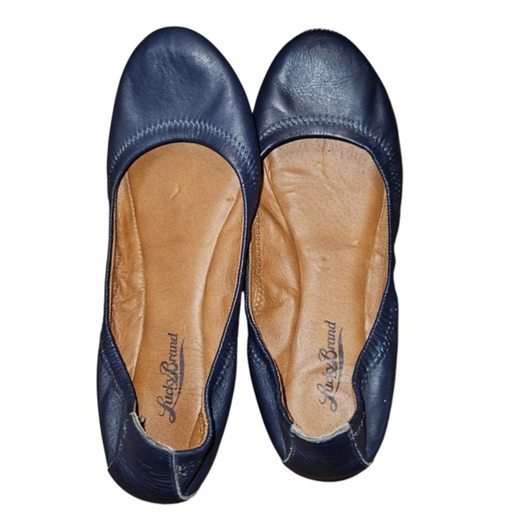Lucky Brand Women's Emmie 2 Leather Closed Toe Ballet Flats SZ 7